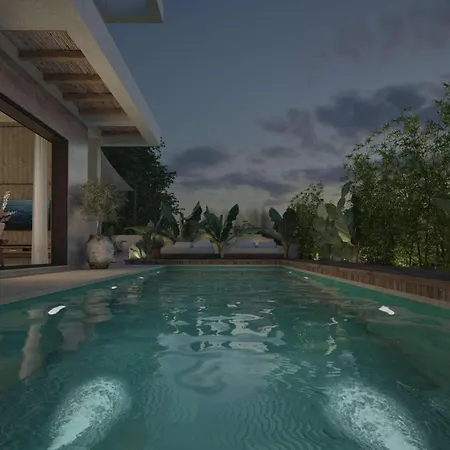 Lora Pearl Villa